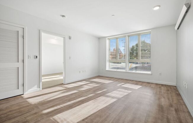 1 bed, 1 bath, 653 sqft, $1,825, Unit 205