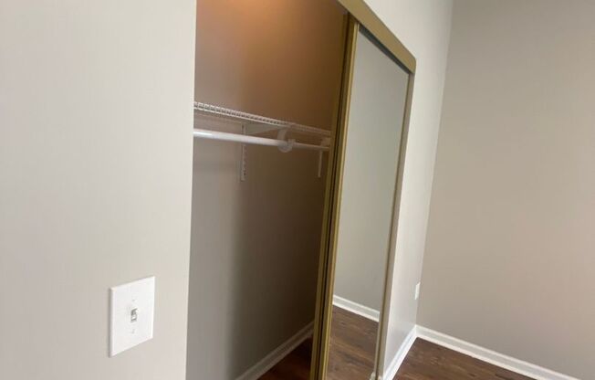 2 beds, 1 bath, $1,350, Unit #302 (8)