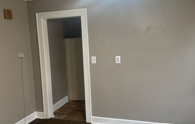 1 bed, 1 bath, 600 sqft, $650