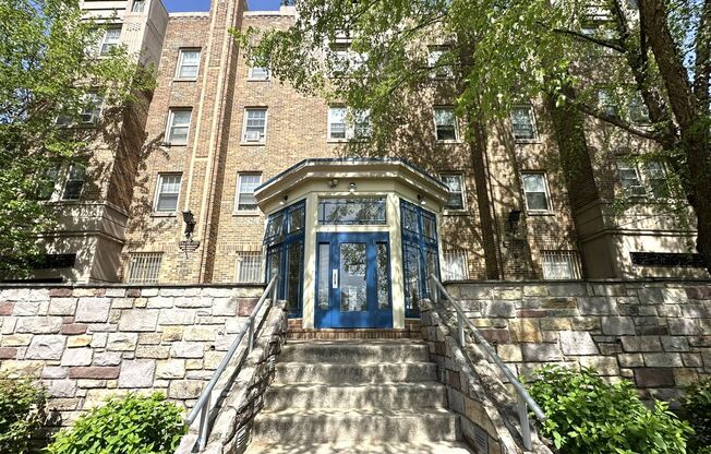 2809 W. Queen Lane