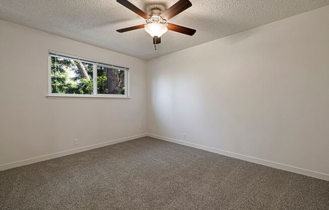 2 beds, 2 baths, 1,000 sqft, $1,575, Unit 045