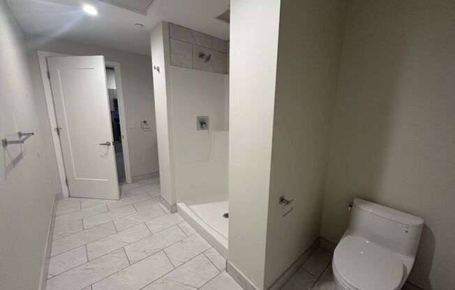 1 bed, 1 bath, 581 sqft, $1,625, Unit 1140