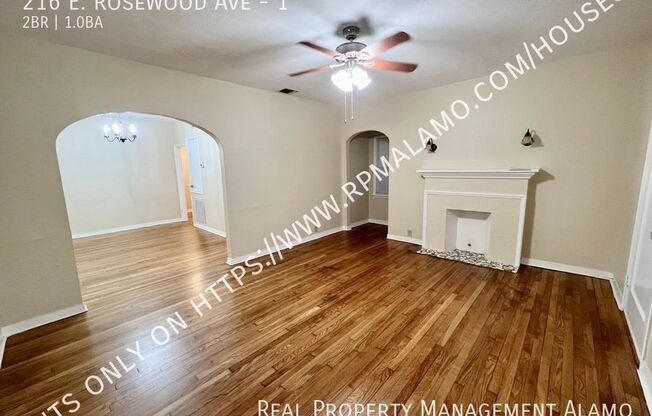 216 E ROSEWOOD AVE