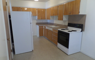 2 beds, 1 bath, 1,012 sqft, $1,195, Unit Unit B