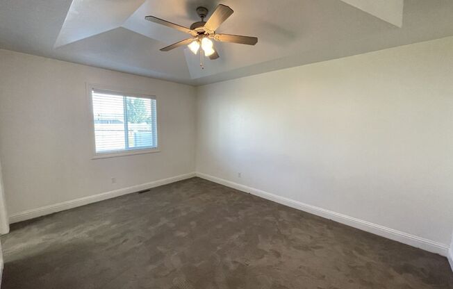 3 beds, 2 baths, $1,675