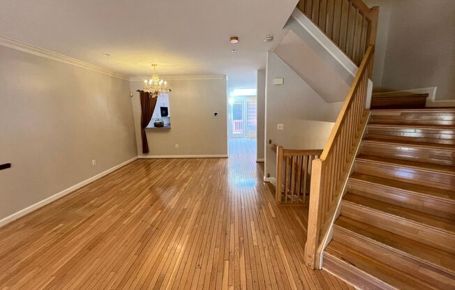 Spacious 4-Bedroom, 3.5-Bath Row House with Finished Basement and Community Pool Access in Desirable Mount Washington