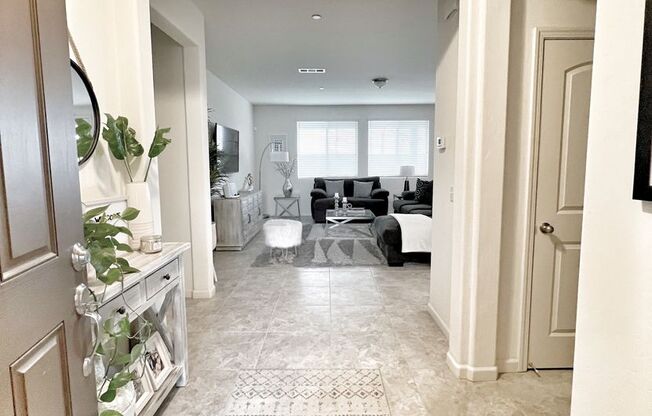 Beautiful Home for rent in Visalia, Ca