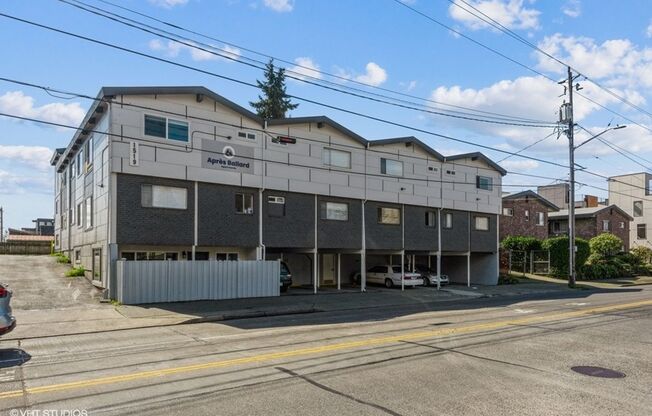 Aprés Ballard Apartments