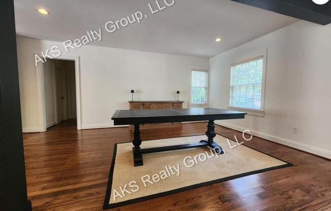 2705 11 AVE S