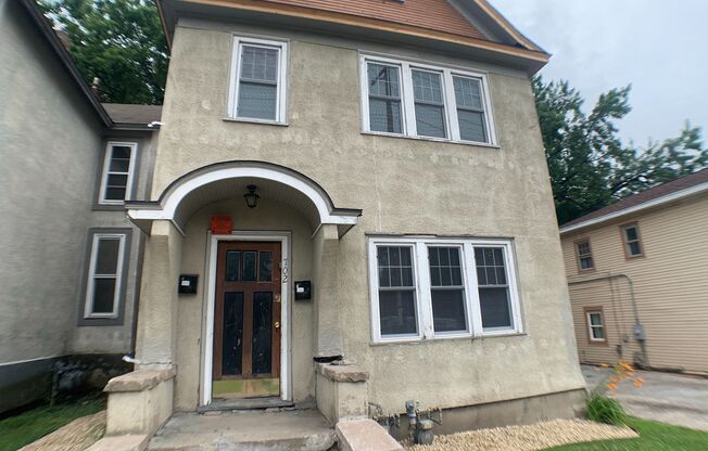 702 Conway