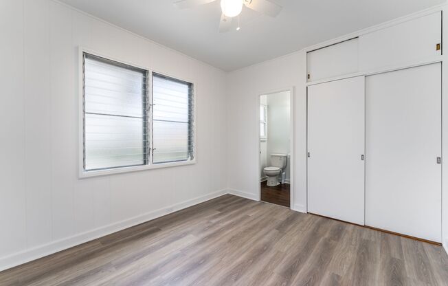 1 BED 1 BATH with 1 parking, MCCully area