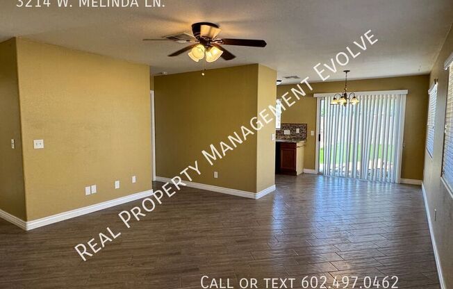 3214 W MELINDA LN