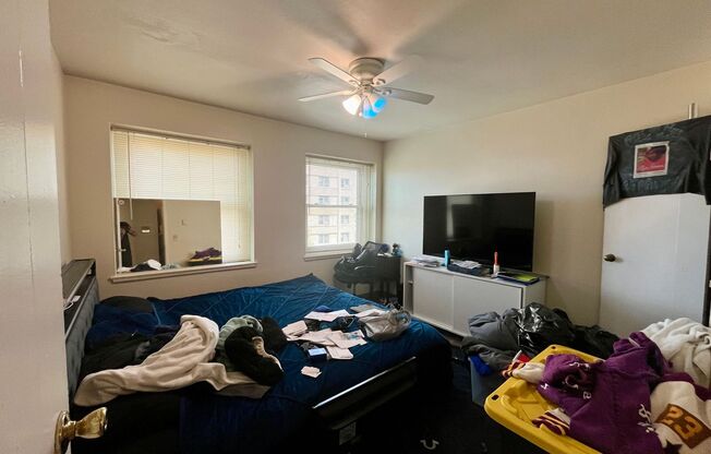 1 bed, 1 bath, $895, Unit 502