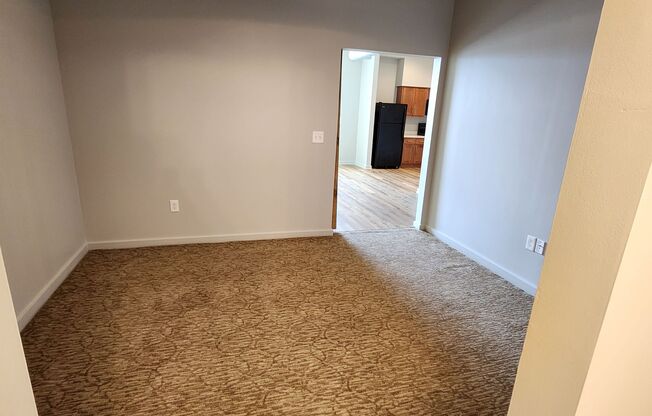2 beds, 2 baths, 871 sqft, $1,695, Unit Unit 302