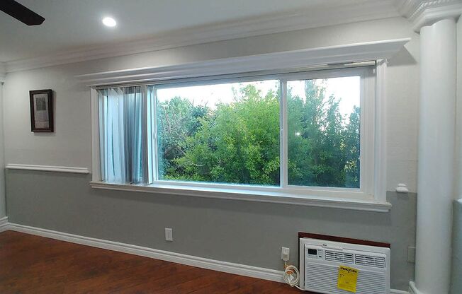 2 beds, 2 baths, 910 sqft, $2,650, Unit 205