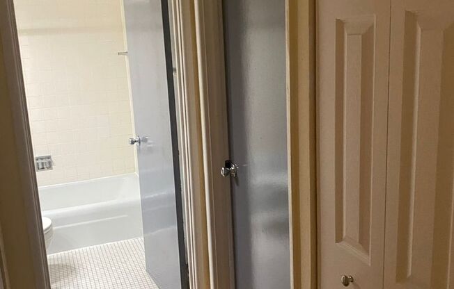 1 bed, 1 bath, 700 sqft, $1,695, Unit 431-#322