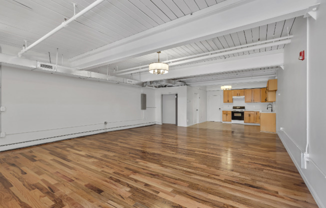 83 MAIN ST