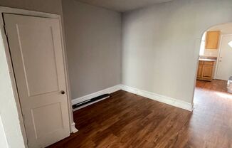 3 beds, 1 bath, $1,150