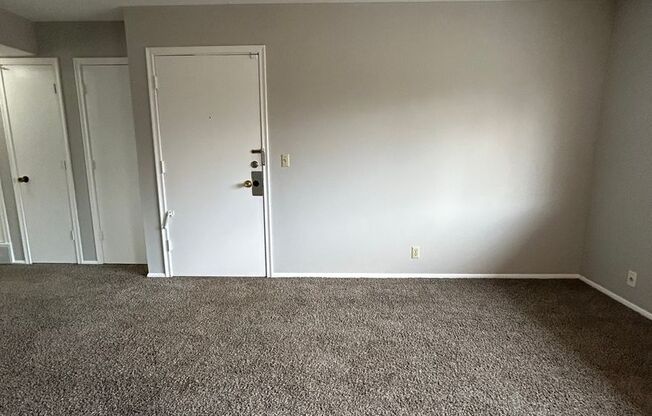 Eleganz Rentals (4619 N 56th Street)