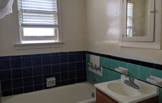456 S Cochran Ave