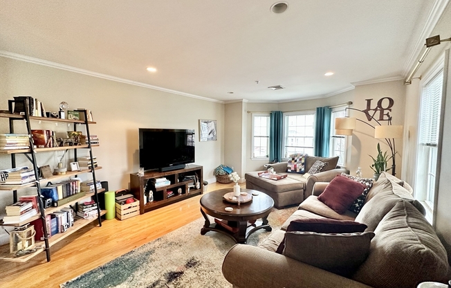 146 ADAMS ST