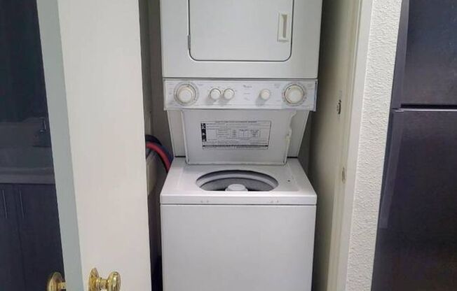 4 beds, 2 baths, 1,302 sqft, $2,350, Unit A-002