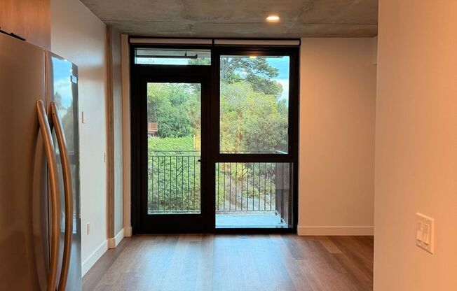 Studio, 1 bath, 362 sqft, $2,095, Unit 611