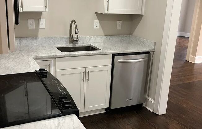 4 Bed 2 Bath in Atlanta!