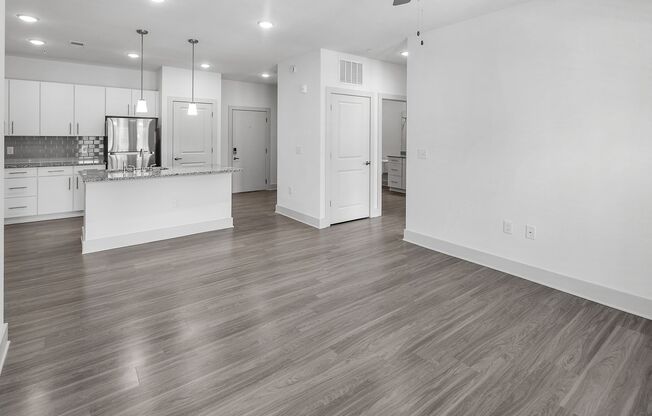 2 beds, 2 baths, 1,273 sqft, $1,995, Unit 4100