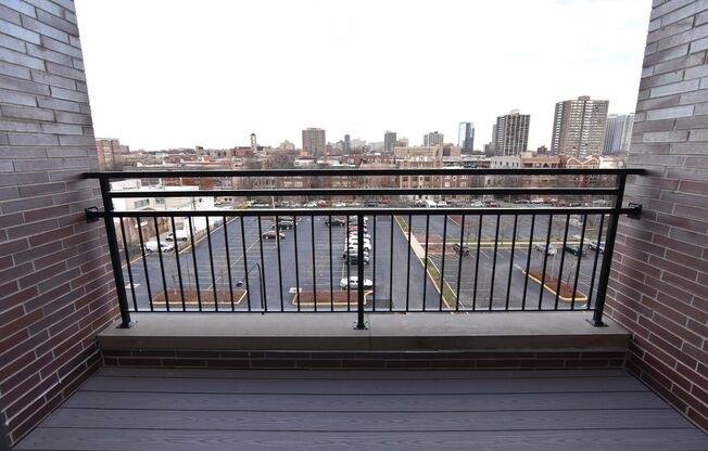 1 bed, 1 bath, 670 sqft, $2,750, Unit 927-206