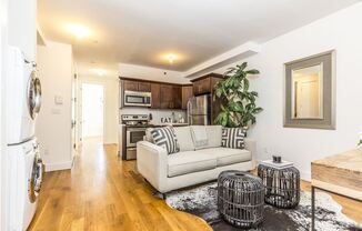 35 Meserole St