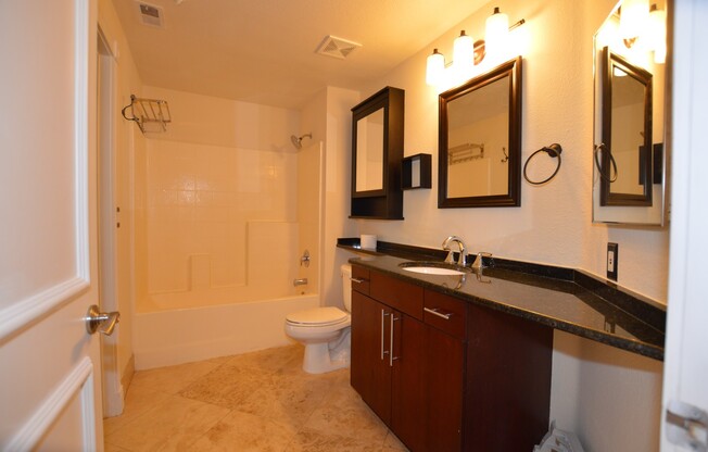 1 bed, 1 bath, $1,600, Unit # 135