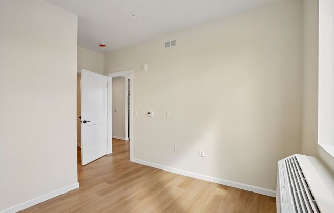 2 beds, 2 baths, 938 sqft, $2,325, Unit 201