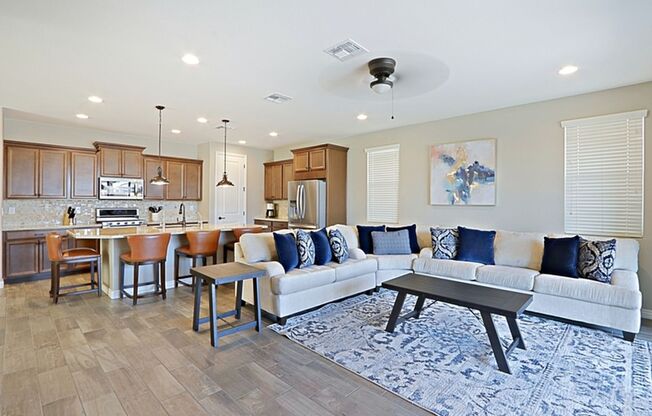 4 beds, 3 baths, $5,460
