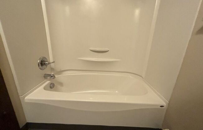 1 bed, 1 bath, 525 sqft, $899, Unit 2890 205