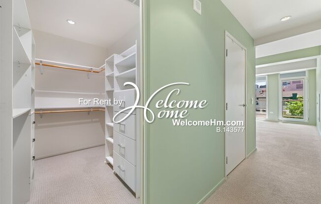 2 beds, 3 baths, $3,200, Unit Unit 104