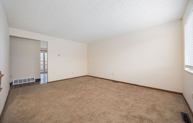 3389 Beachworth Drive
