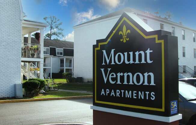 a sign that reads mount vernon apartments