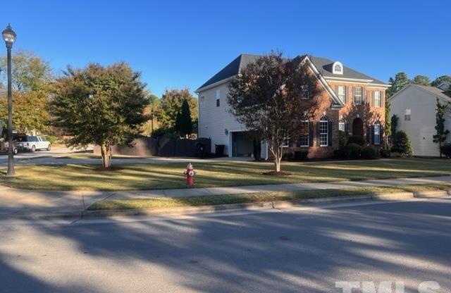 2108 WEAVER FRST WAY