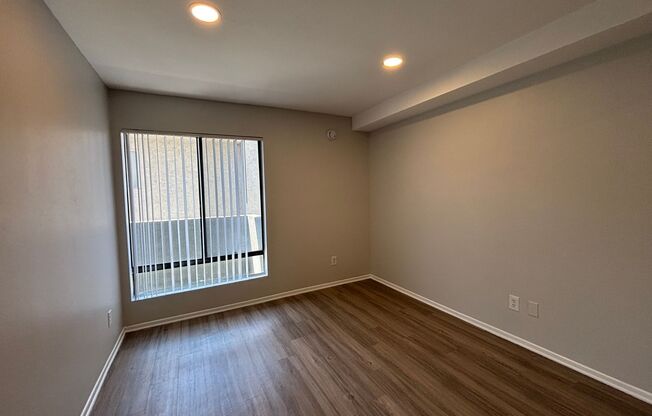 1 bed, 1 bath, 700 sqft, $1,748, Unit 219
