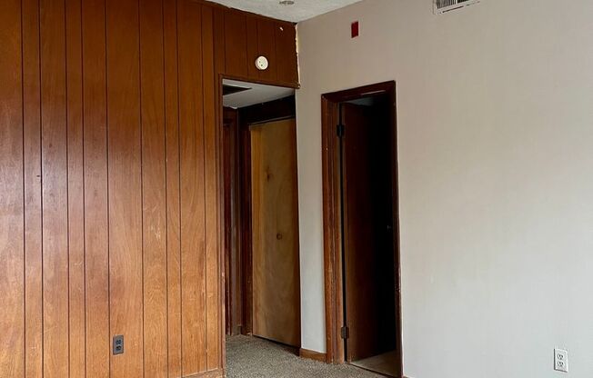 1 bed, 1 bath, 370 sqft, $875, Unit 21