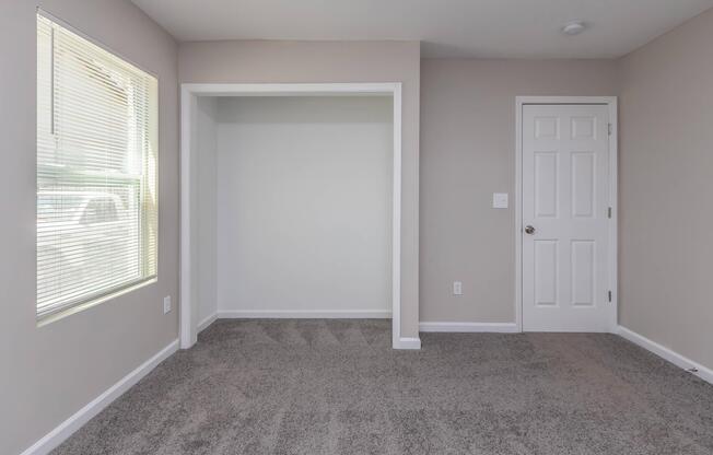 3 beds, 1 bath, $1,595