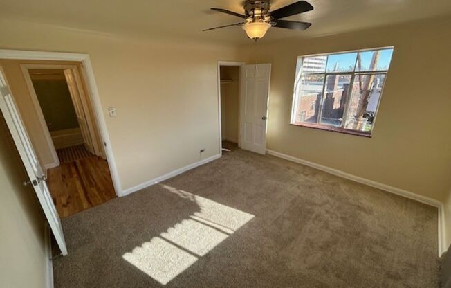 2 beds, 1 bath, 805 sqft, $1,595, Unit 305