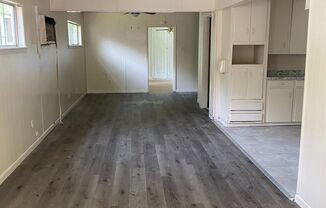 4 beds, 1 bath, $735