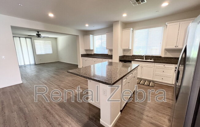 378 DENISE DR