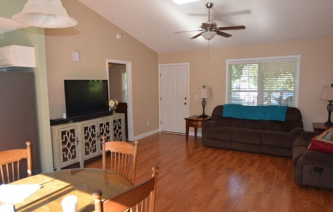 3 beds, 2 baths, $1,900