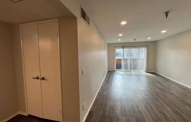 2 beds, 2 baths, 1,000 sqft, $2,898, Unit 309