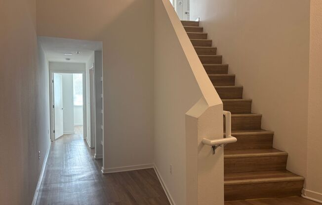 3 beds, 3 baths, 1,956 sqft, $5,030, Unit 475