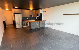 Studio, 1 bath, 500 sqft, $2,400, Unit 901