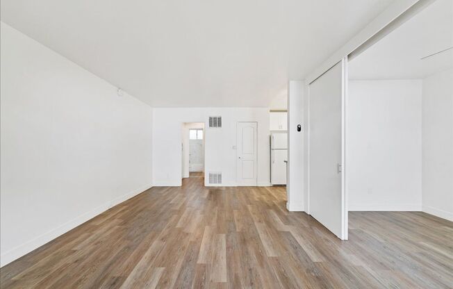 3905 S. Stevely Avenue